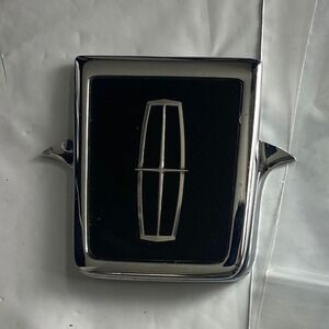 Lincoln‎ Continental Town Car Star Pillar Emblem Chrome OEM Badge
